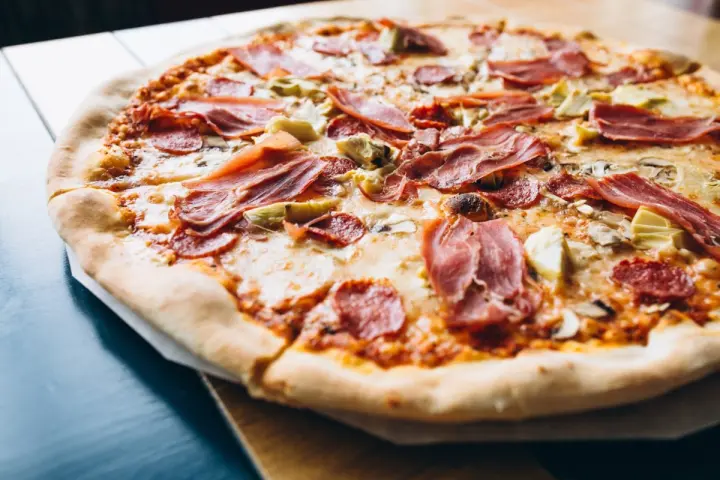Pizza Pollo Champiñones